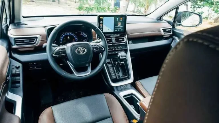 Toyota Innova Zenix 2023 Mang Lại Sự Sang Trọng Và Tiện Nghi Cho Hành Trình Của Bạn